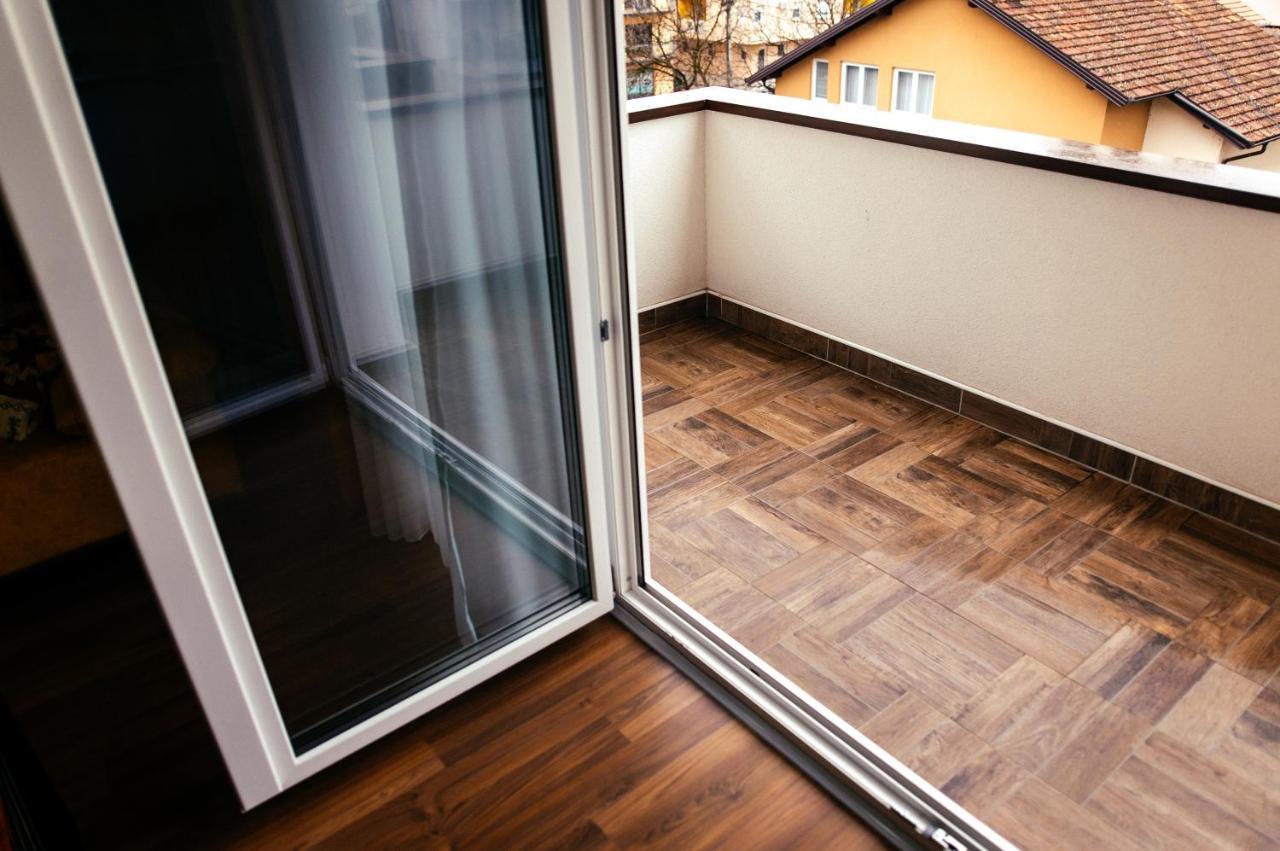 Nb Apartmani Brčko Exteriör bild